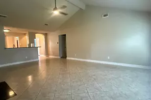 8210 Paddington Pl Dr, Houston, TX 77083 - Photo 10