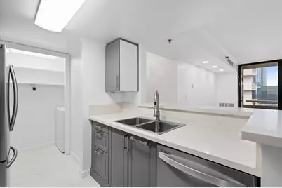 3525 Sage Road #1709, Houston, TX 77056 - Photo 12