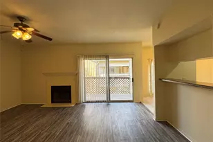 6500 Harbor Town Dr, Houston, TX 77036 - Photo 6