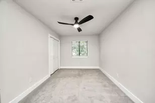 1407 Plumwood Dr, Houston, TX 77014 - Photo 32