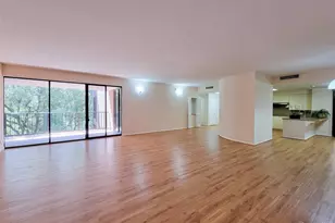 9333 Memorial Dr, Houston, TX 77024 - Photo 10