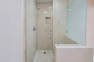 9333 Memorial Dr, Houston, TX 77024 - Photo 36