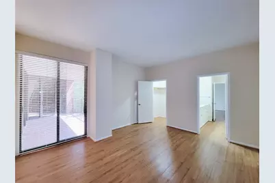 9333 Memorial Drive #414, Houston, TX 77024 - Photo 22