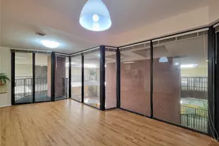 9333 Memorial Dr, Houston, TX 77024 - Photo 12