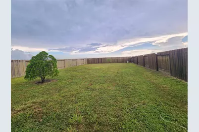 207 Tejas Village Parkway, Beasley, TX 77417 - Photo 18