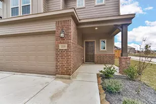 2323 Honey Heights Ln, Fresno, TX 77545 - Photo 2