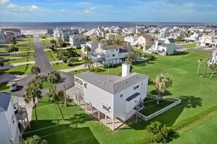 4101 Ghost Crab Ln, Galveston, TX 77554 - Photo 38