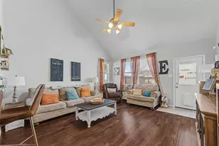 4407 Arbor Ln, Pasadena, TX 77505 - Photo 10
