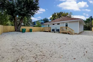 2214 McKee St, Houston, TX 77009 - Photo 12