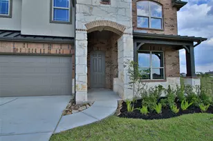 222 Cross Gable Ln, Dayton, TX 77535 - Photo 2