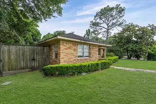 3123 Broadmead Dr, Houston, TX 77025 - Photo 4