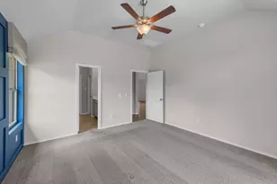 446 Lake Day Dr, Conroe, TX 77304 - Photo 12