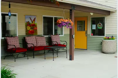 1485 N 7th St, Manitowoc, WI 54220 - Photo 10