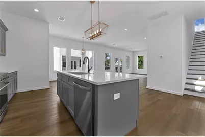 207 Edgewood Street #B, Houston, TX 77011 - Photo 2