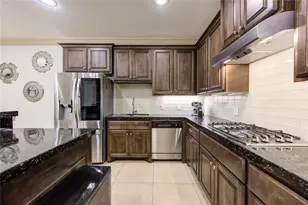 13606 Teal Bluff Ln, Houston, TX 77077 - Photo 24