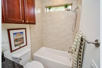 909 W 22nd Street #I, Houston, TX 77008 - Photo 8