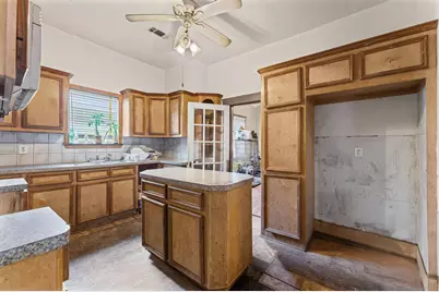 7435 Hezekiah Lane, Houston, TX 77088 - Photo 4
