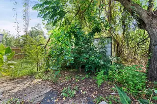7435 Hezekiah Ln, Houston, TX 77088 - Photo 12