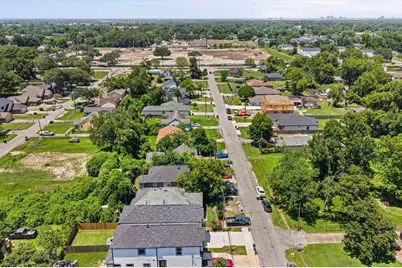 7435 Hezekiah Lane, Houston, TX 77088 - Photo 16