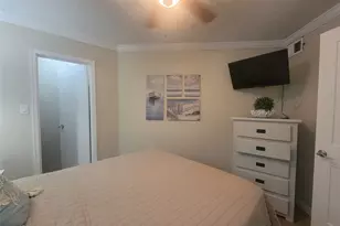 6300 Seawall Blvd, Galveston, TX 77551 - Photo 6