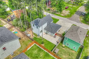 175 Water Oak, Livingston, TX 77351 - Photo 32