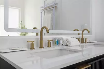 2327 Hampton Drive, Houston, TX 77088 - Photo 16