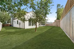 765 Sue Barnett Dr, Houston, TX 77018 - Photo 48