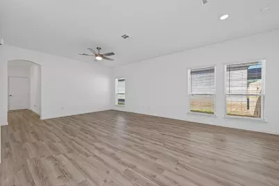 9718 Enclave Ridge Road, Willis, TX 77318 - Photo 6