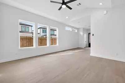 4340 Avron Drive, Stafford, TX 77477 - Photo 6