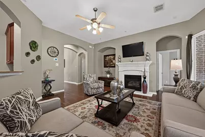 6806 Peatwood Way, Sugar Land, TX 77479 - Photo 8