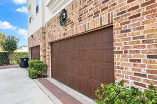 2822 Princeton St, Houston, TX 77009 - Photo 4