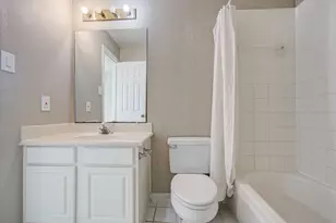 12011 Snowbird Ct, Stafford, TX 77477 - Photo 22