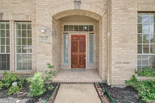 12011 Snowbird Ct, Stafford, TX 77477 - Photo 4
