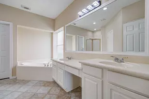 12011 Snowbird Ct, Stafford, TX 77477 - Photo 16