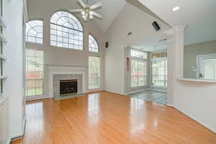 12011 Snowbird Ct, Stafford, TX 77477 - Photo 6