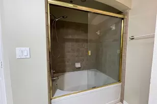 2400 McCue Rd, Houston, TX 77056 - Photo 24