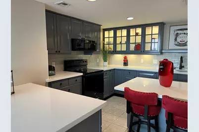 2016 Main Street #814, Houston, TX 77002 - Photo 4