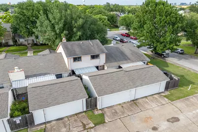 6682 Westwick Drive, Houston, TX 77072 - Photo 6