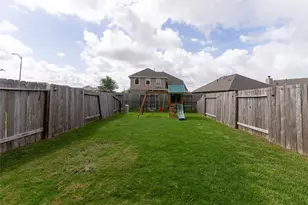 3819 Lancer Cir, Pearland, TX 77581 - Photo 16