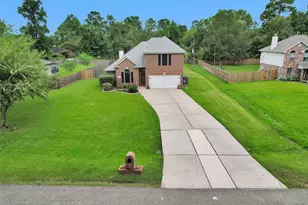 7223 Wedgewood Dr, Magnolia, TX 77354 - Photo 2
