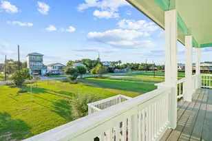 815 5th St, Dickinson, TX 77539 - Photo 46