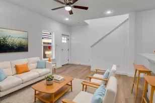 1052 North Ln, Houston, TX 77088 - Photo 8