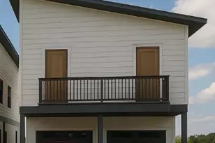 1052 North Ln, Houston, TX 77088 - Photo 2