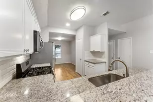 31 Bark Bend Pl, The Woodlands, TX 77385 - Photo 10