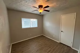1138 Maple Creek Dr, La Porte, TX 77571 - Photo 14
