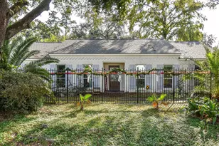 9235 Pecos St, Houston, TX 77055 - Photo 2