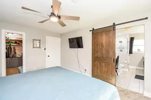 9235 Pecos St, Houston, TX 77055 - Photo 28