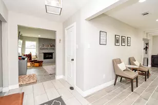 9235 Pecos St, Houston, TX 77055 - Photo 10