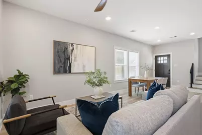 4723 Mallow Street #B, Houston, TX 77033 - Photo 8