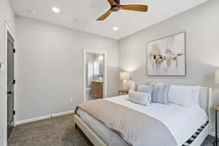 4723 Mallow St, Houston, TX 77033 - Photo 18